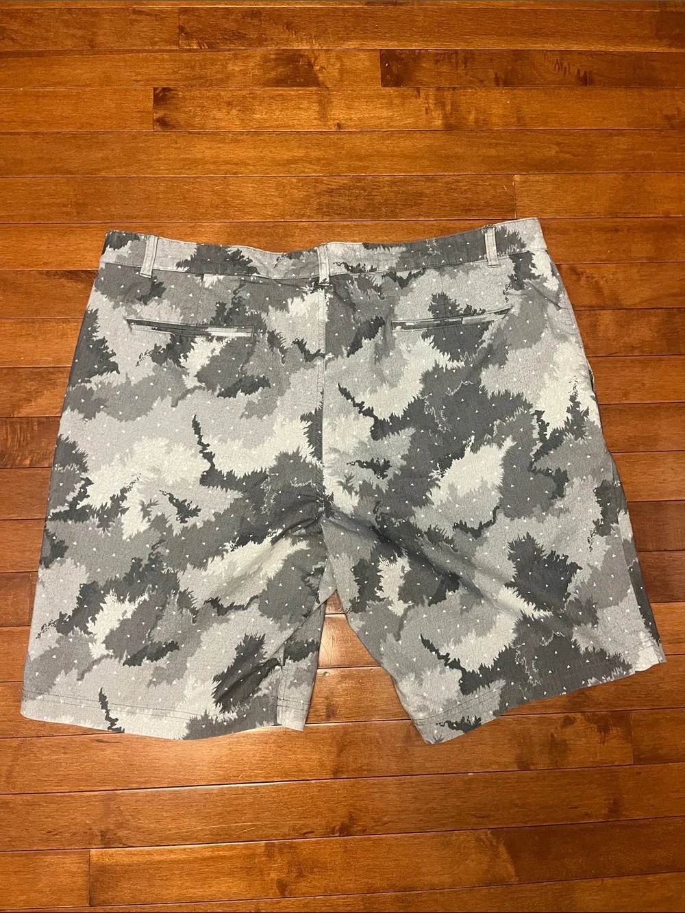 Nike Men's Athletic Shorts Gray Camo